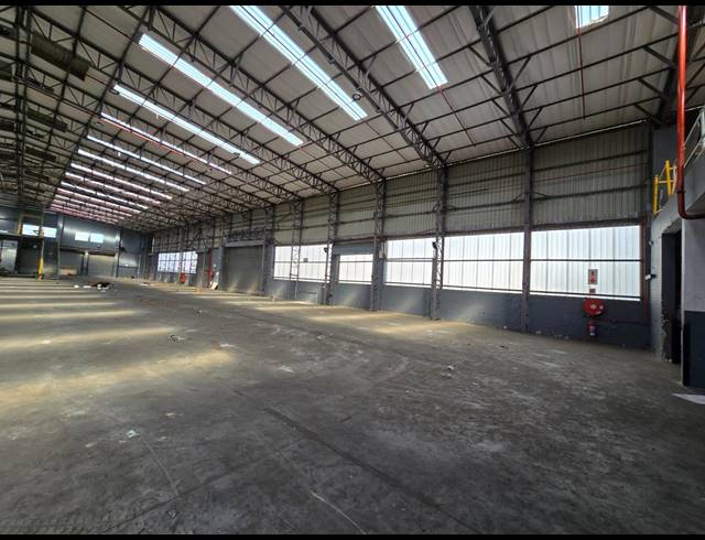 3,023M² WAREHOUSE TO LET IN BENROSE